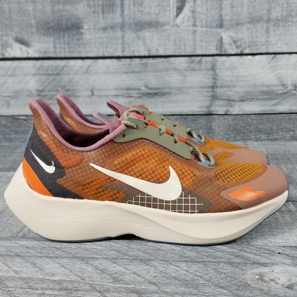 Sold New Nike Pegasus Size 5.5 - Picture 3 of 7